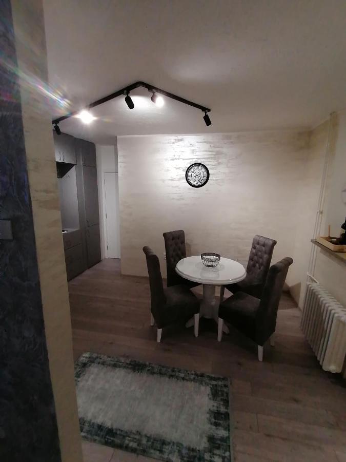 Jm Apartman Cacak Exterior photo