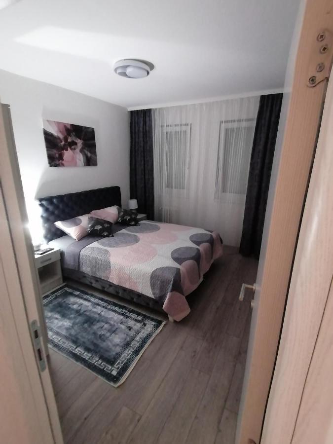 Jm Apartman Cacak Exterior photo