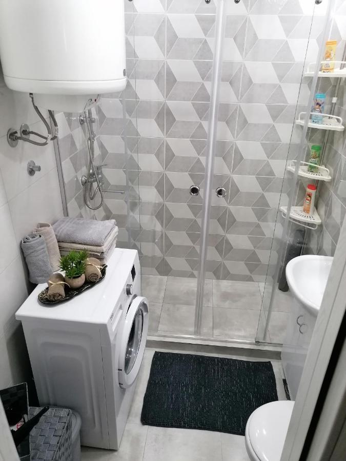 Jm Apartman Cacak Exterior photo
